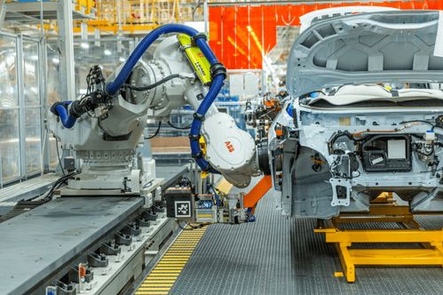 上半年國產(chǎn)新能源質(zhì)量排行 嵐圖成為領(lǐng)頭羊,深藍(lán)意外墊底